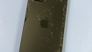 【7月16日】iPhoneの背面が割れてるの実は危険かも？【アイリペア　七光台店】