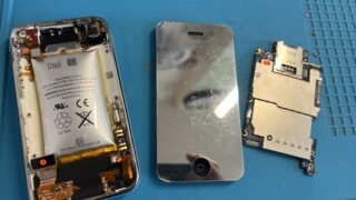 【11月1日】激レアiPhone3GSのバッテリー交換をご依頼いただきました！【アイリペア　七光台店】