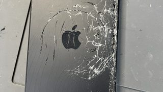 【8月29日】iPhone16eの背面ガラス交換もお任せください！【アイリペア　七光台店】